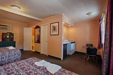 Economy Motel Inn And Suites Somers Point