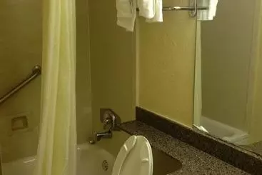 Hotel Econo Lodge Airport