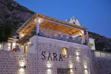هتل Sara