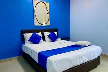 בית מלון כפרי Royals Star