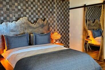 Hotell Sasa Harmanlik