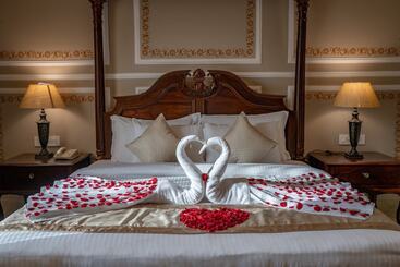 Отель Seventh Square