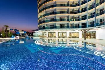 Отель The Marilis Hill Resort