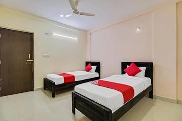 Hotell Oyo 45383 Lake View Home Stay