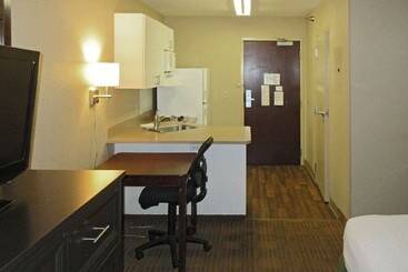 בית מלון כפרי Suburban Studios Minneapolis Bloomington