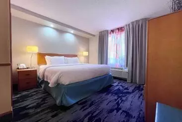 هتل Fairfield Inn & Suites Jackson Airport