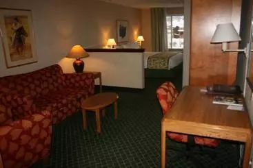 בית מלון כפרי Fairfield Inn & Suites By Marriott