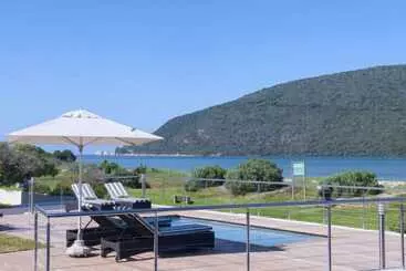 تختخواب و صبحانه Bollard Bay House