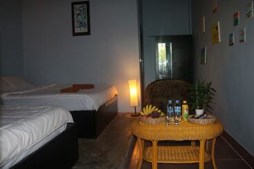 Pensió Sok Family Home Villa