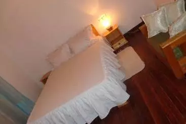Pensión Green Land Lodge & Restaurant