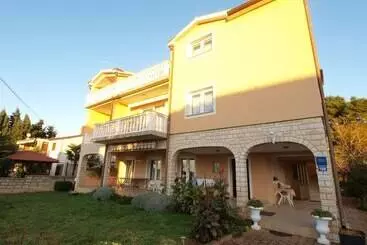 Apartaments turístics Apartment  Anica 770