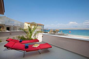 آپارتمان‌های توریست‌ها Apartments Malibu Two