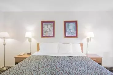 ホテル Days Inn By Wyndham Hardy