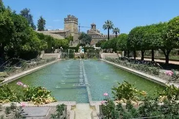 پانسیون Patio De La Plateria