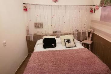 茅舍 Los Angeles Del Romero