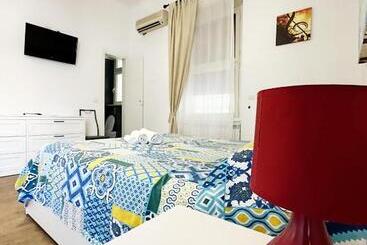 پانسیون Guest House La Maddalena