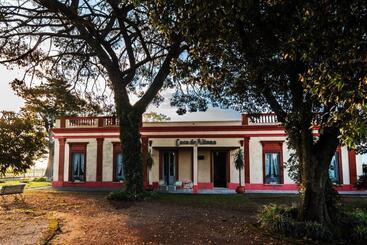 Hotelli Casa De Aitona Bodega Zubizarreta