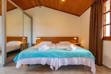 کلبه Casa De Vacaciones Con Piscina Compartida En Mogán Ii