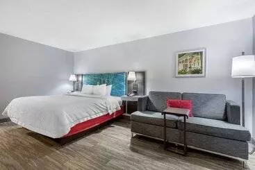 Отель Hampton Inn Brookhaven