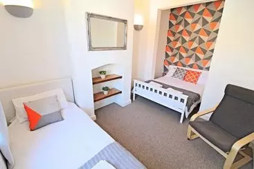 آپارتمان‌های توریست‌ها Oxfordfiftyone By Banfield Living   Beautiful Oxford Home   Free Parking