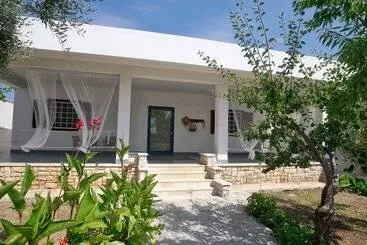 Villa Al Mare B&b