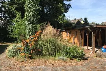 ツーリストアパートメント Messe Cgn/dus Großräumige Wohnung In Guter Verkehrslage