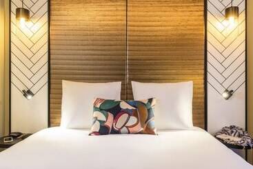 هتل Mercure Luxembourg Off Kirchberg