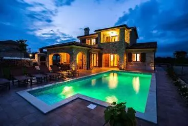 Turistihuoneistot Villa Mare