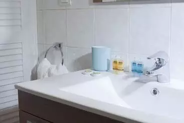 Turistihuoneistot Palaio Faliro, Bright And Spacious Apartment