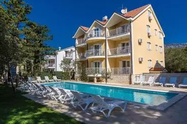 アパートメント Villa Ana Jadranovo