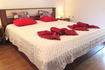 דירות לתיירים Apartments Katica