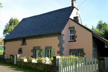 コテージ Le Cantou D Emile