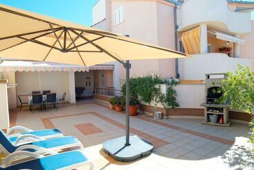 Turista apartmanok Apartment Darko