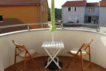 آپارتمان‌های توریست‌ها Apartment Ivan