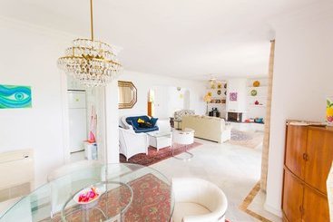 آپارتمان‌های توریست‌ها Villa Sabine