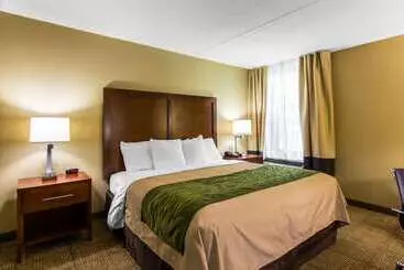 هتل Comfort Inn Newport News Williamsburg East