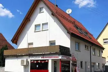 Turistihuoneistot Studio Typ Apartment La Marie