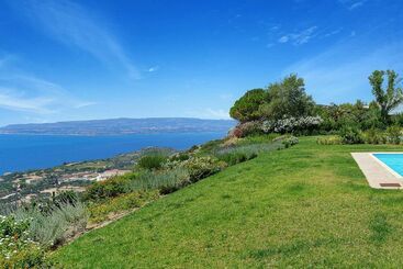 آپارتمان‌های توریست‌ها Villa Agnandi