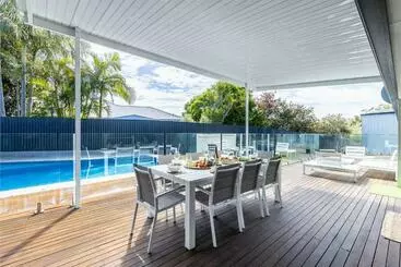 ツーリストアパートメント 4 The Port Hole