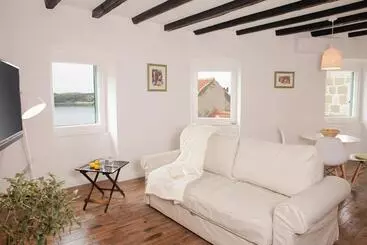 Turistihuoneistot Apartment A&e