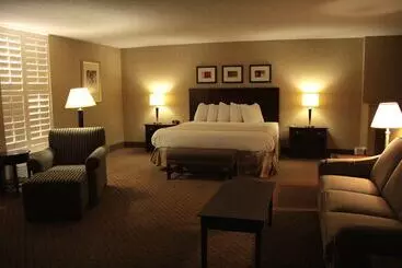 Best Western Plus York Hotel And Conference Center