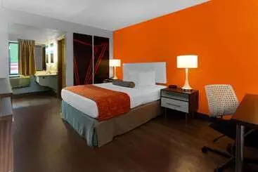 酒店 Howard Johnson By Wyndham Waukegan Great Lakes