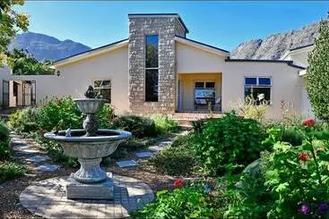 一軒屋 Petit & Grande Plaisir Luxury Self Catering