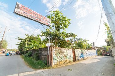 Hotel Reddoorz Plus @ San Nicolas Agoo