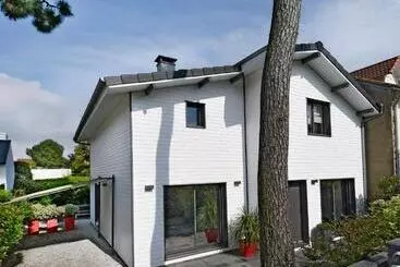 تختخواب و صبحانه Chez Lilette