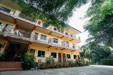 ホテル Phoem Phoon 2