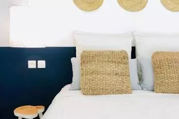 تختخواب و صبحانه The Good Life Eco Lodges   Serenity & Wellness Resort   Adult Only