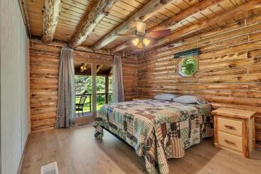 Blue Moon Resort & Motel