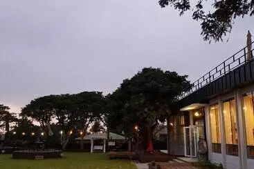 ペンション Jeju Eoeumbungyo 1963 Guesthouse