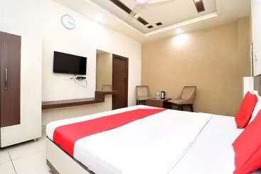Hotel Batra By Oyo Rooms